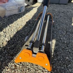 Tile Cutter