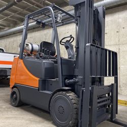 DOOSAN forklift for sale 5500 lb 