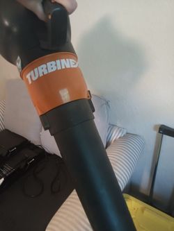 WORX Turbine Leaf Blower