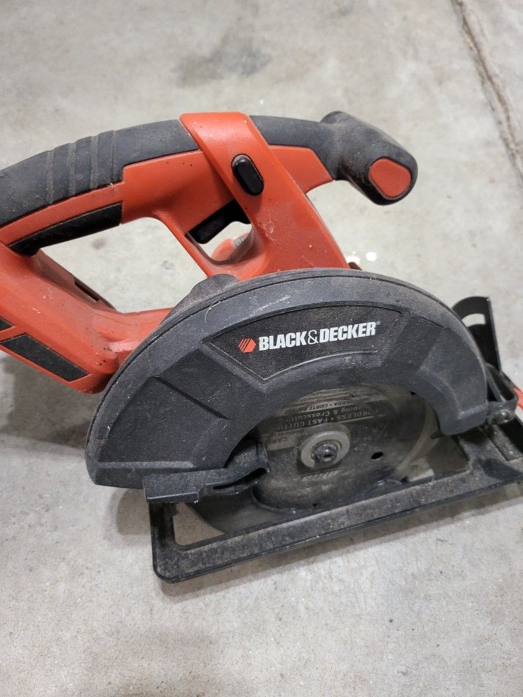 Black and Decker 24V Firestorm 6 1/2" Circular Saw Tool Only