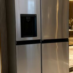 LG REFRIGERATOR 