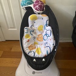 4moms MamaRoo Baby Rocker And Swing 