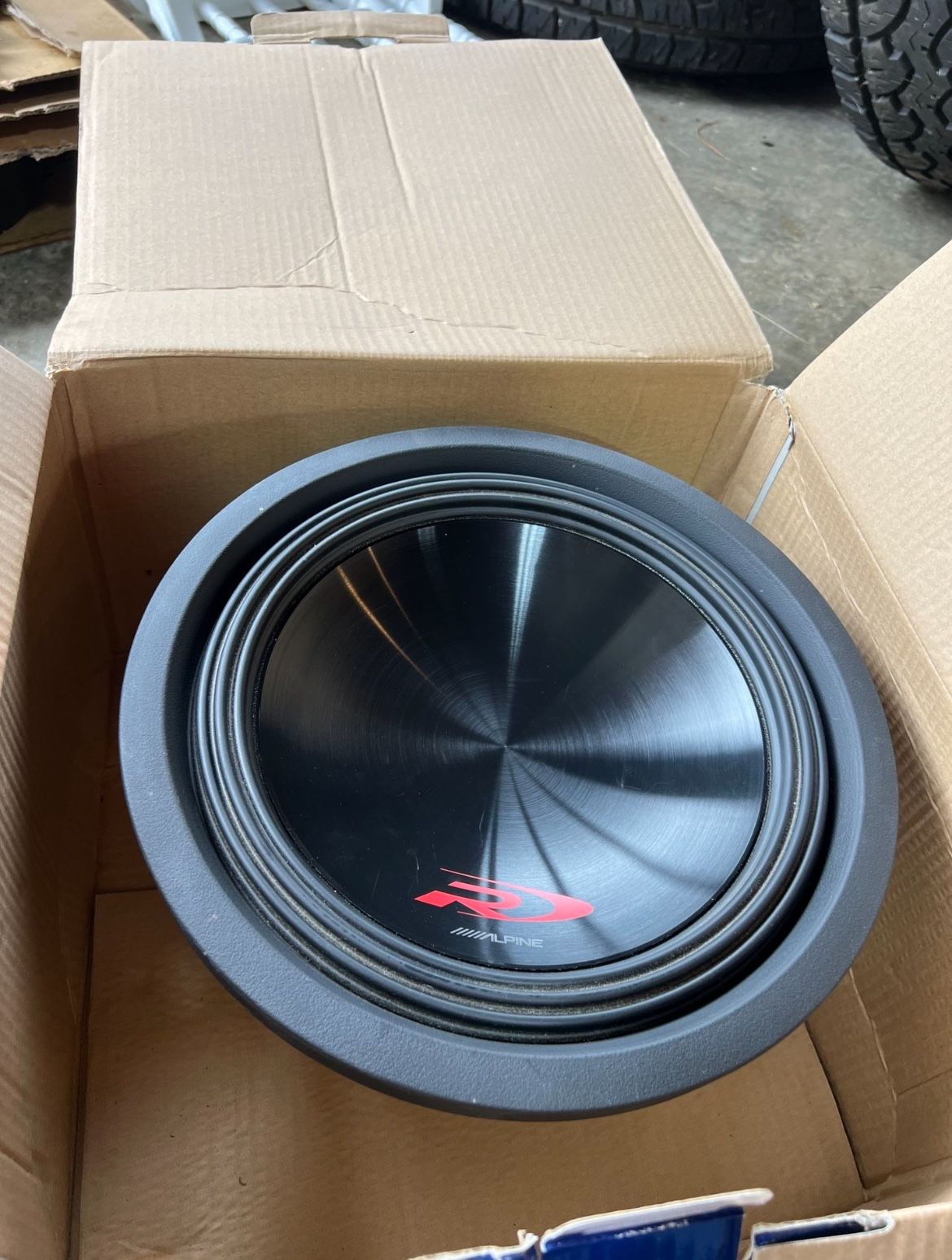 ALPINE TYPE R 12inch SUBWOOFERS