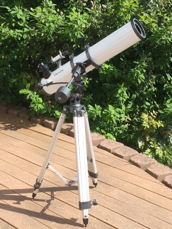 Meade model 4500 Equatorial Reflection Telescope