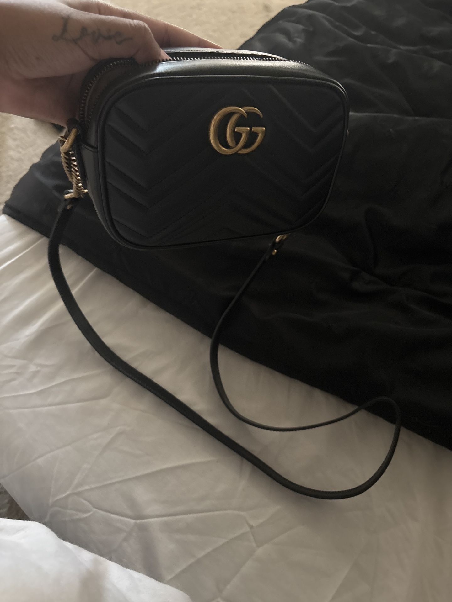Gucci GG Marmont Matelassé Mini Camera Bag