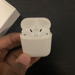 AirPods Gen 2s