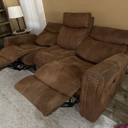 2 Piece All Electric Reclining Love Seat And Sofa