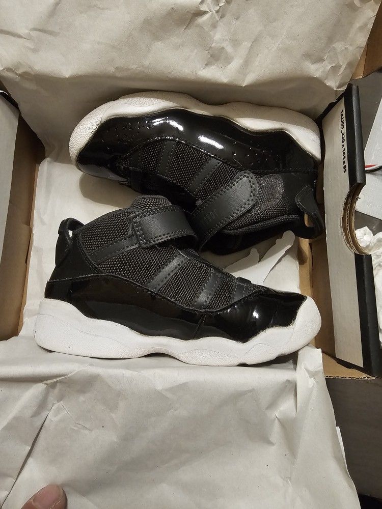 Size 9 Toddler Jordan's