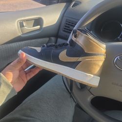 Jordan Size 4 1/2  Boy Size 