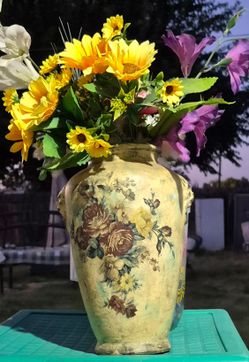 Vintage style double handed ceramic vase