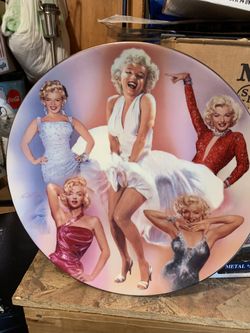 Marilyn Monroe Collector plate.
