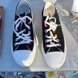 Converse 61/2  Shoes