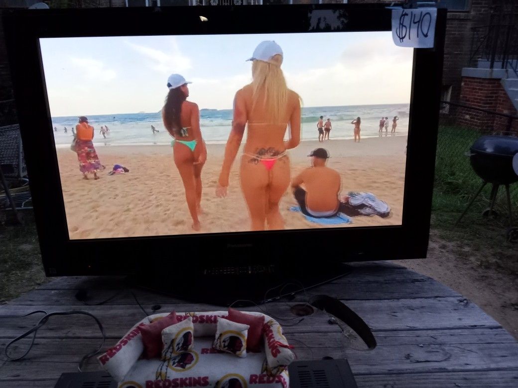 Panasonic 42" TV With Remote And HDMI Ports