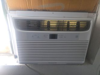 Frigidaire smart AC 8000BTU