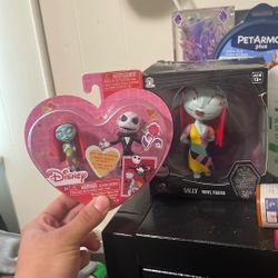 Jack And Sally Collection And Nightmare Before Christmas Vinyl Figure