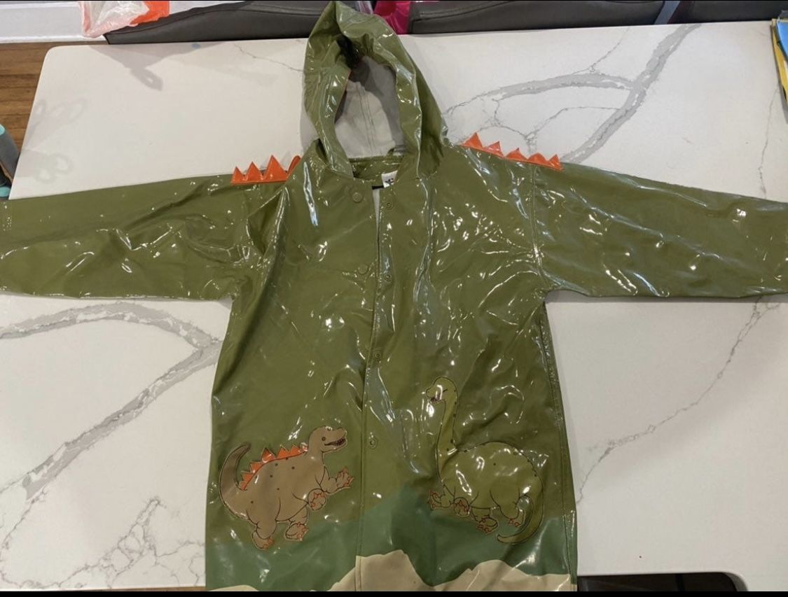 Adorable Dinosaur raincoat sz 4/5