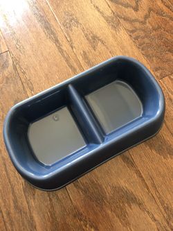 New $3 blue dog bowl