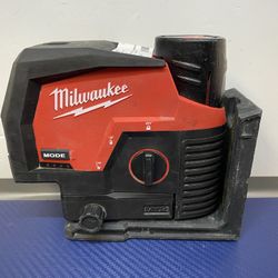 MILWAUKEE 3622-20 M12 Cordless Green 125 ft. Cross Line and Plumb Points Laser Level W/ 1.5Ah batt