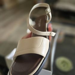 Karen Scott Glacier Leather Sandals