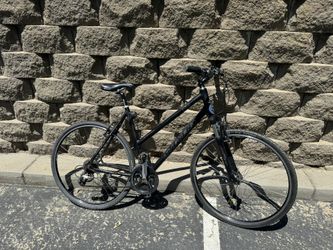 Stevens X3C Hybrid Bicycle Medim