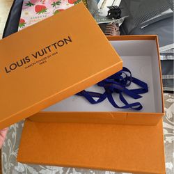 Louis Vuitton boots for Sale in Dallas, TX - OfferUp