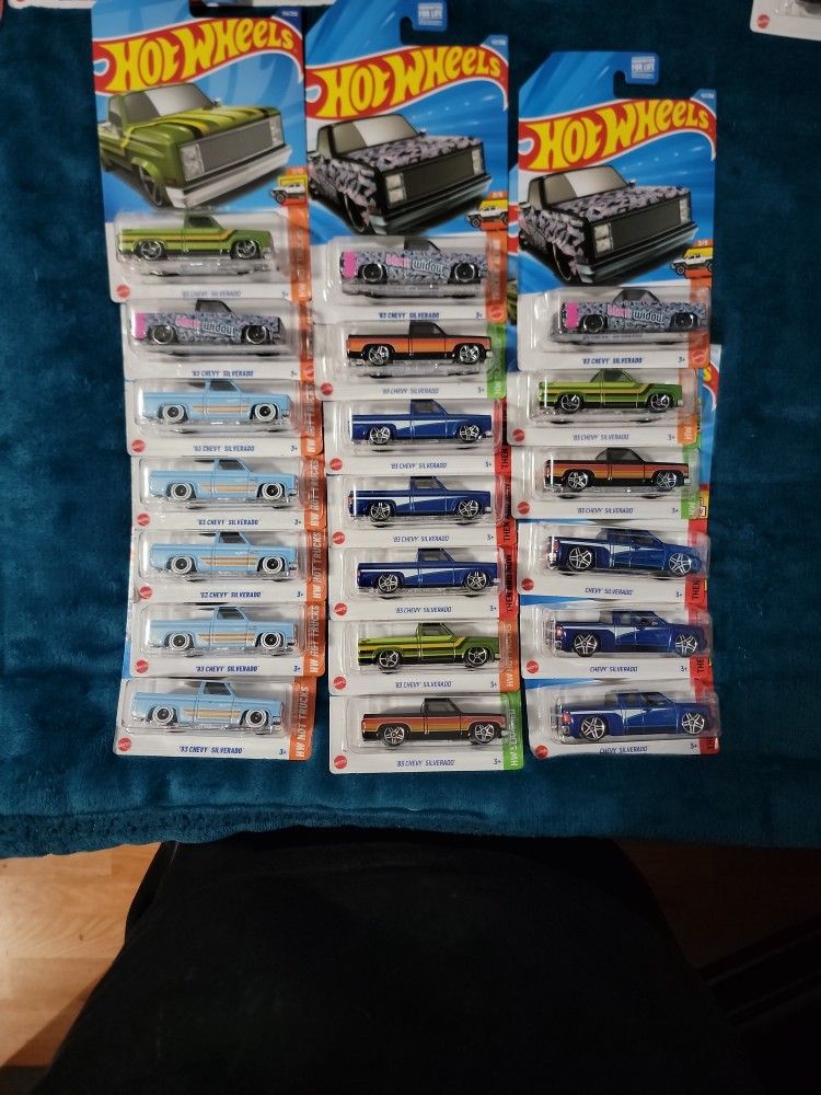 Hot Wheels '83 Chevy Silverado