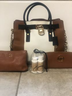 Authentic MK Purse