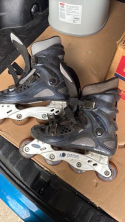 Men’s roller blades