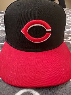 New Era Cincinnati Reds Black & Red Fitted Hat Size 7 1/4