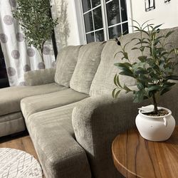 Ashley Furniture 2pc Sectional w/ movable chaise (retails $800)