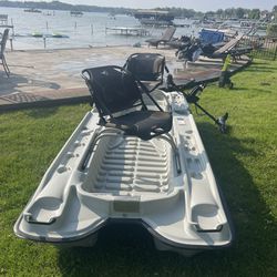 Fishing Boat with 2 Chairs Trolling Motor And Battery
