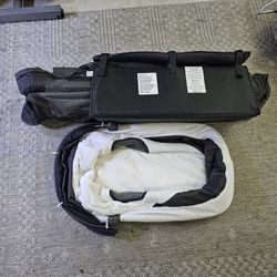 Pamo Babe Playard Deluxe Nursery Center