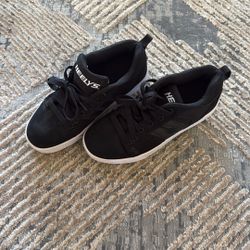 Like New Heely’s Size Youth 5