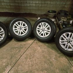 2026 Toyota Tundra SR5 Wheels and & Tires Yokohama Geolander X-CV265/70R18 $1000