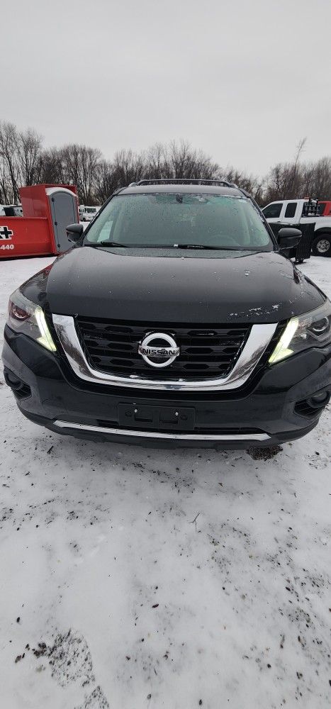 2017 Nissan Pathfinder