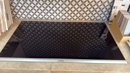 Bosch 800 Induction Electric Cooktop 