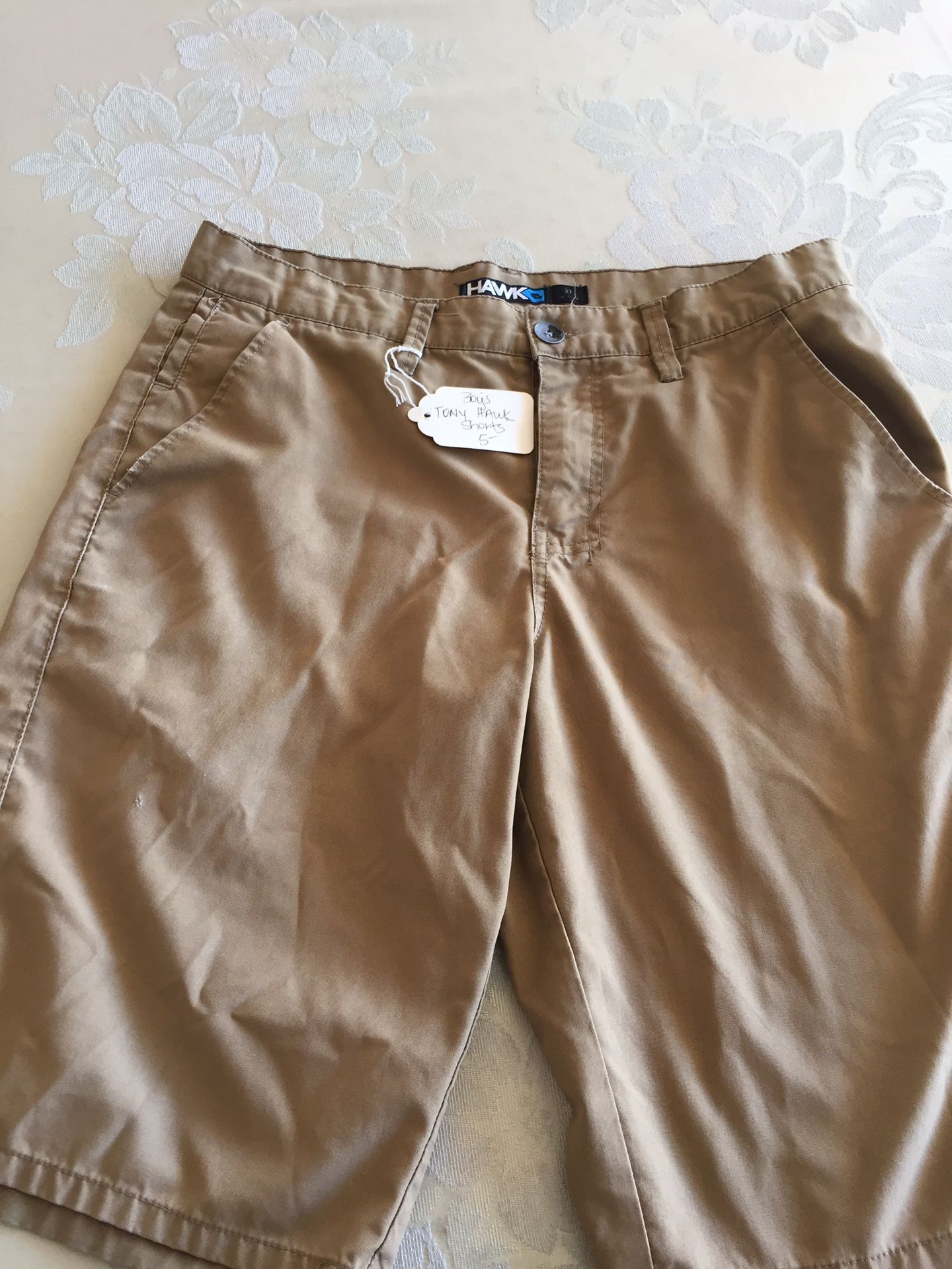 Boy’s Khaki TONY HAWK Shorts Size 31