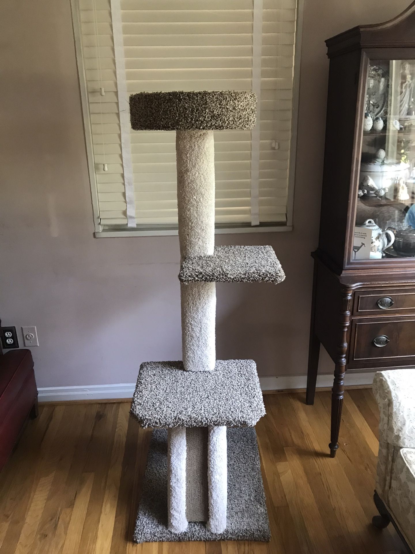 Cat Stand Scratching Post 6’ Cat Tower Tree