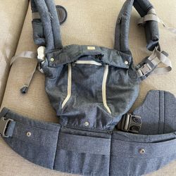 Líllé Baby 6-in-1 All Seasons Carrier