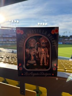 Dodgers dia de loa muertos bobblehead