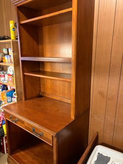 Bookshelf/hutch