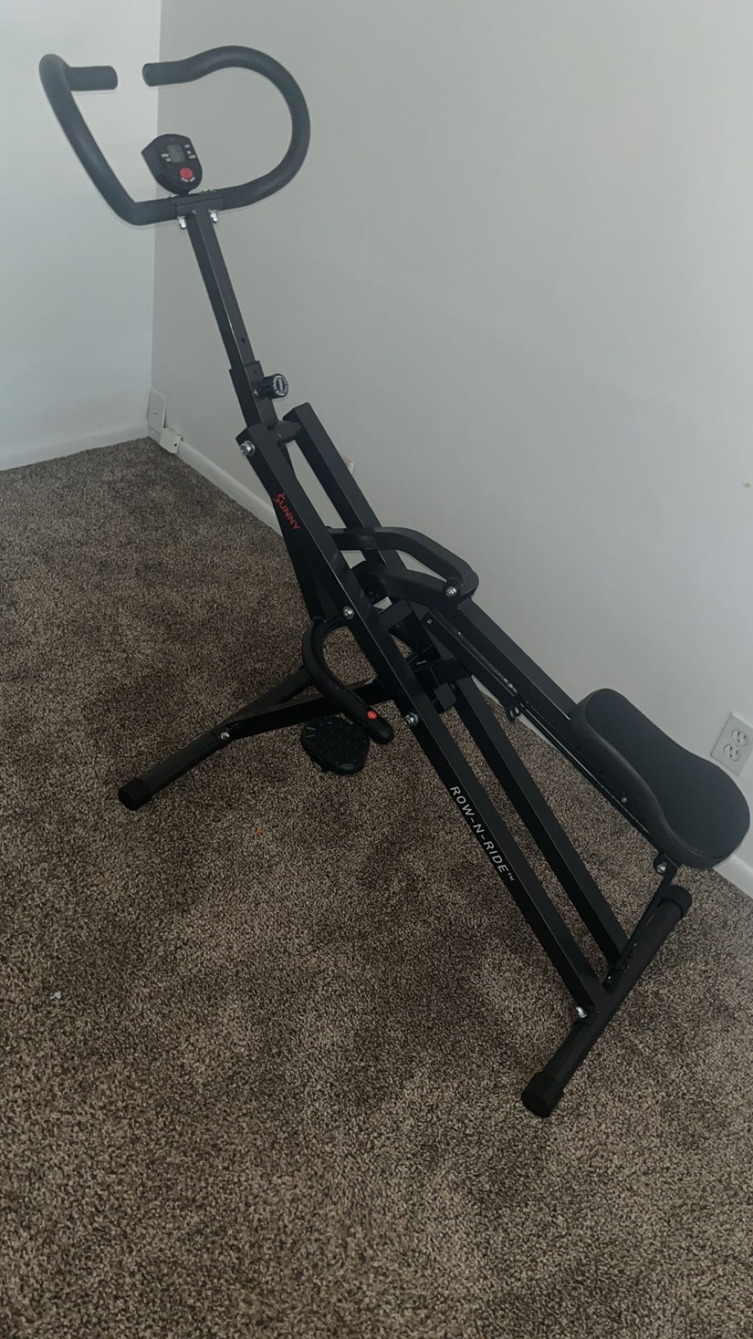 Row In Ride Squat Machine