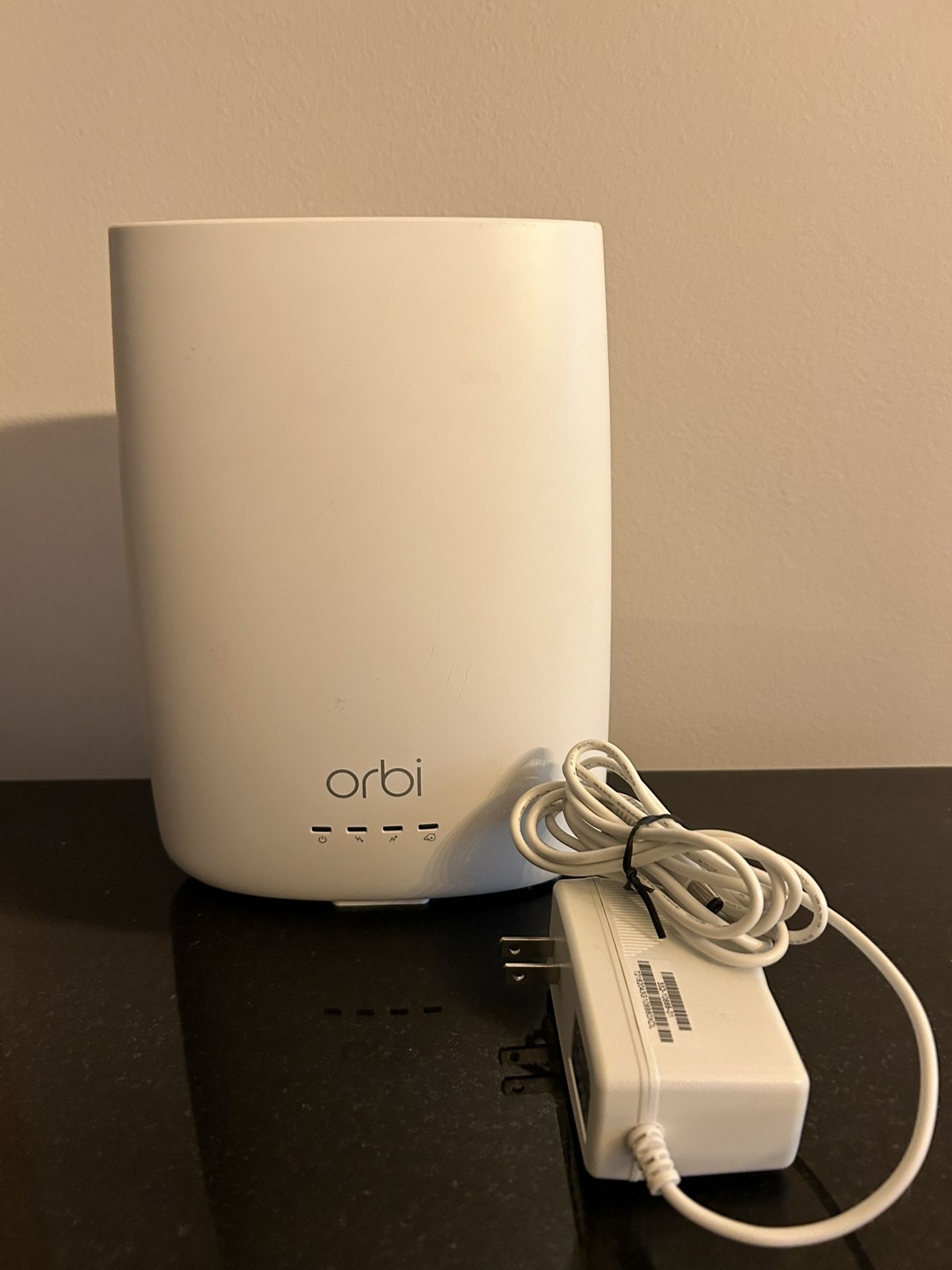 Netgear Orbi Cable Router CBR 40