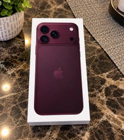 New Iphone 18 Pro Max 512gb Burgundy (AT&T/Cricket)