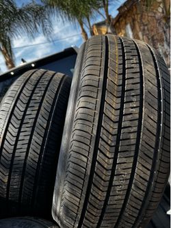 255/55R20 Yokohama Geolander X-CV tires brand new