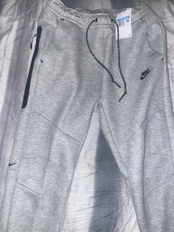 Nike Tech Pants (Grey)