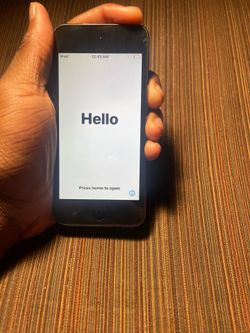 APPLE IPOD TOUCH 6TH GENERATION GRAY MEDIA PLAYER IPOD TOUCH