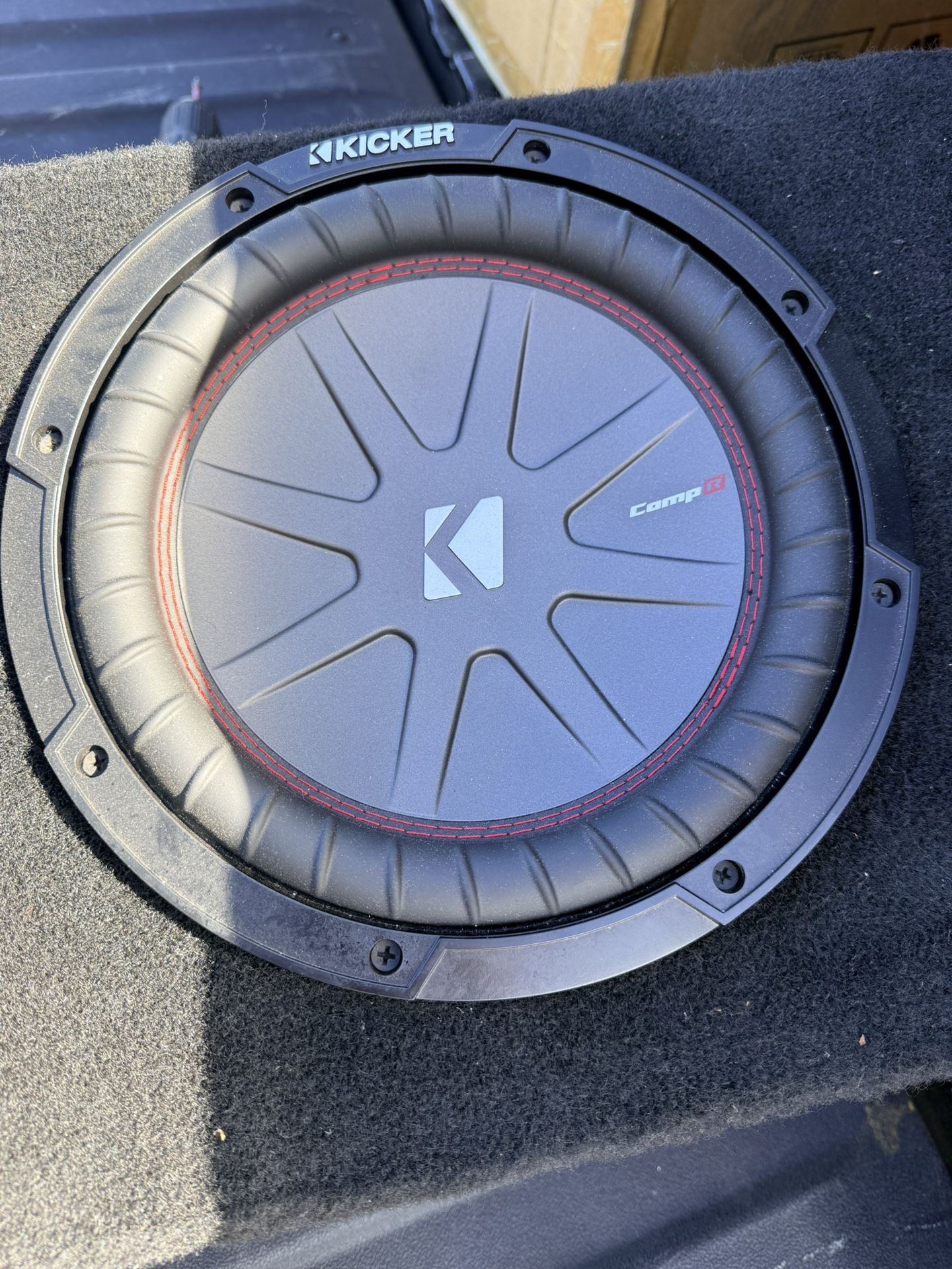 KICKER SUBWOOFERS