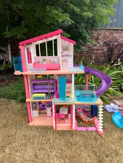 Barbie House and Accessories