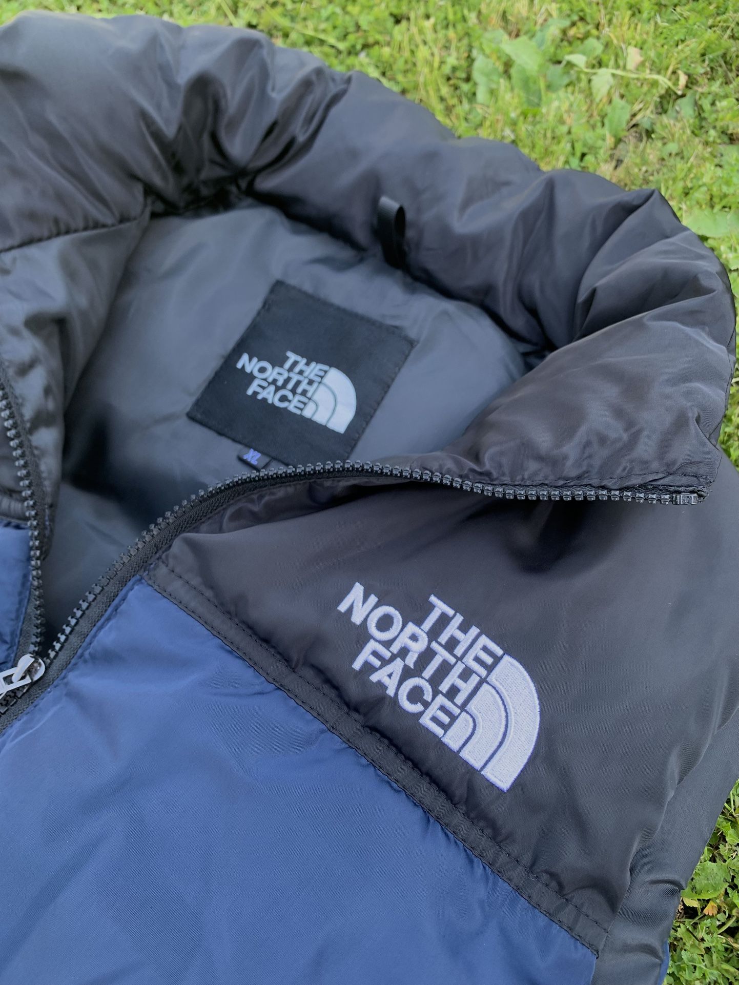 New The North Face Blue Puffer Vest Unisex